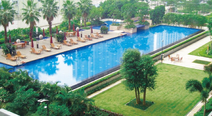 <b>私人別墅游泳池怎么建？水質(zhì)怎么處理呢？</b>