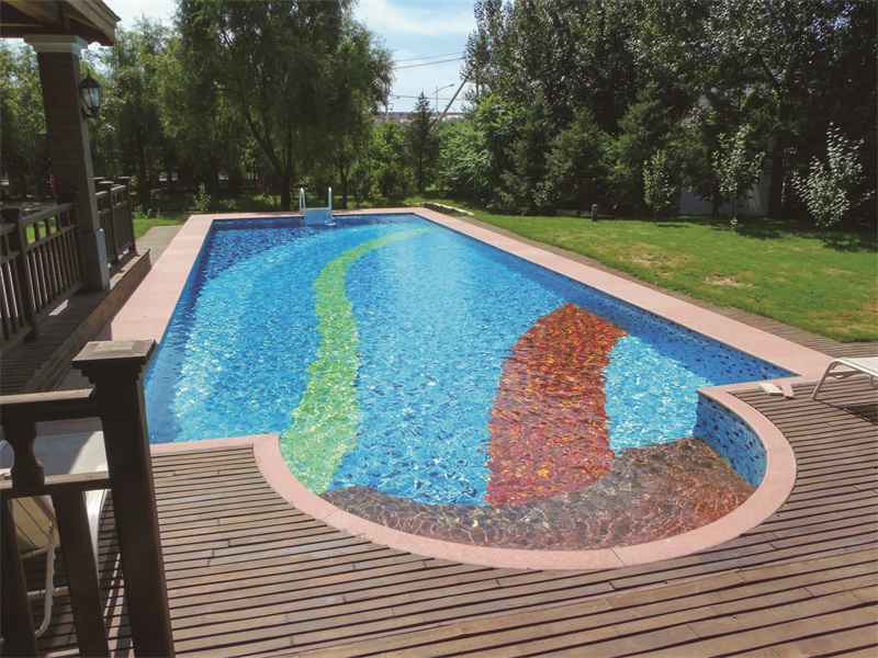 別墅游泳池清理麻煩？不妨試試泳池一體化設(shè)備！