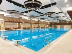 別墅室內(nèi)恒溫游泳池如何解決濕度問(wèn)題？