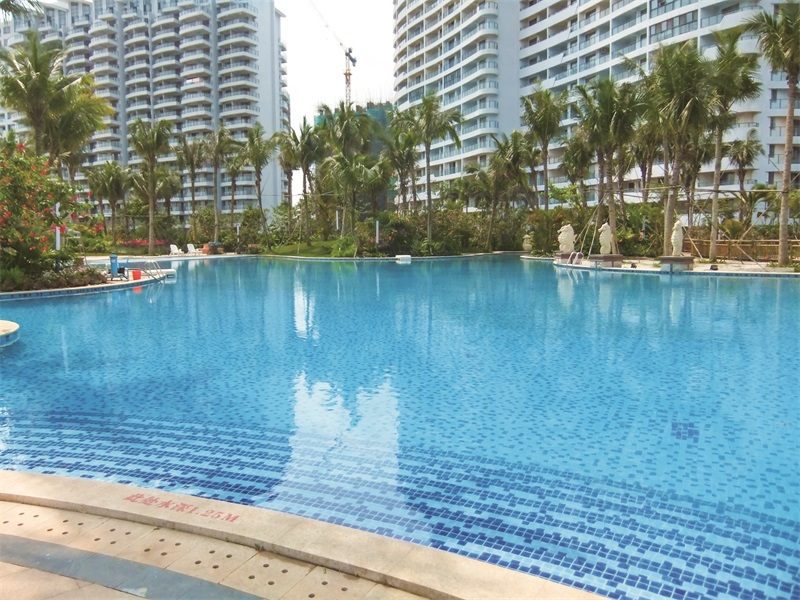 游泳池清潔機(jī)器人如何幫助維護(hù)泳池水質(zhì)？