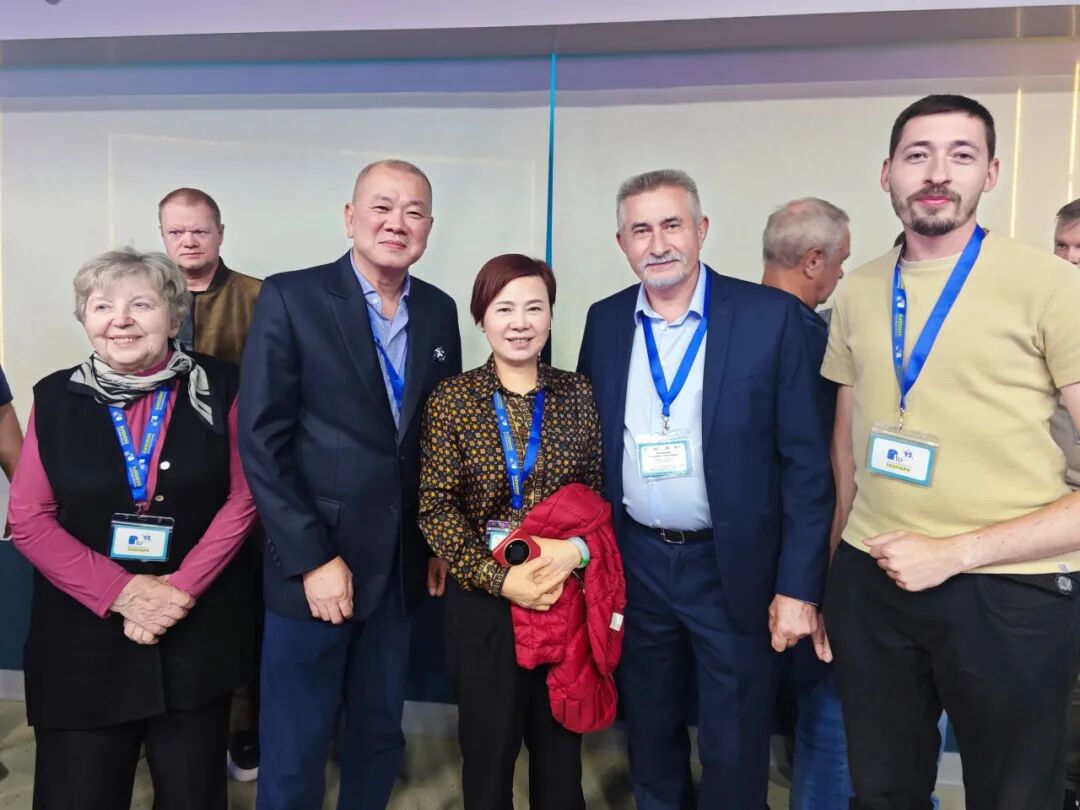 中俄生態(tài)合作新突破！漢海牽手戴思樂亮相葉卡捷琳堡動(dòng)物園95周年慶，破解場(chǎng)館高能耗難題！