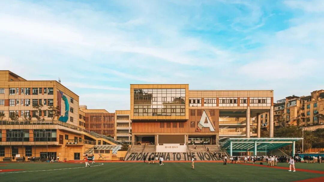 十年合作再升級！德普游泳館煥新“出圈”，戴思樂憑實力讓游泳課成 “期待焦點”